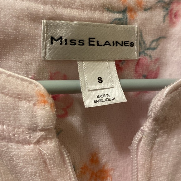 Miss Elaine women’s robe - small - zip up - short sleeve - with pockets - pink - Picture 2 of 7